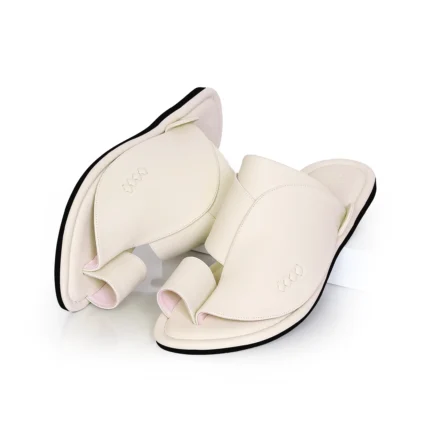 حذاء شرقي سادة لون بيج TA-258